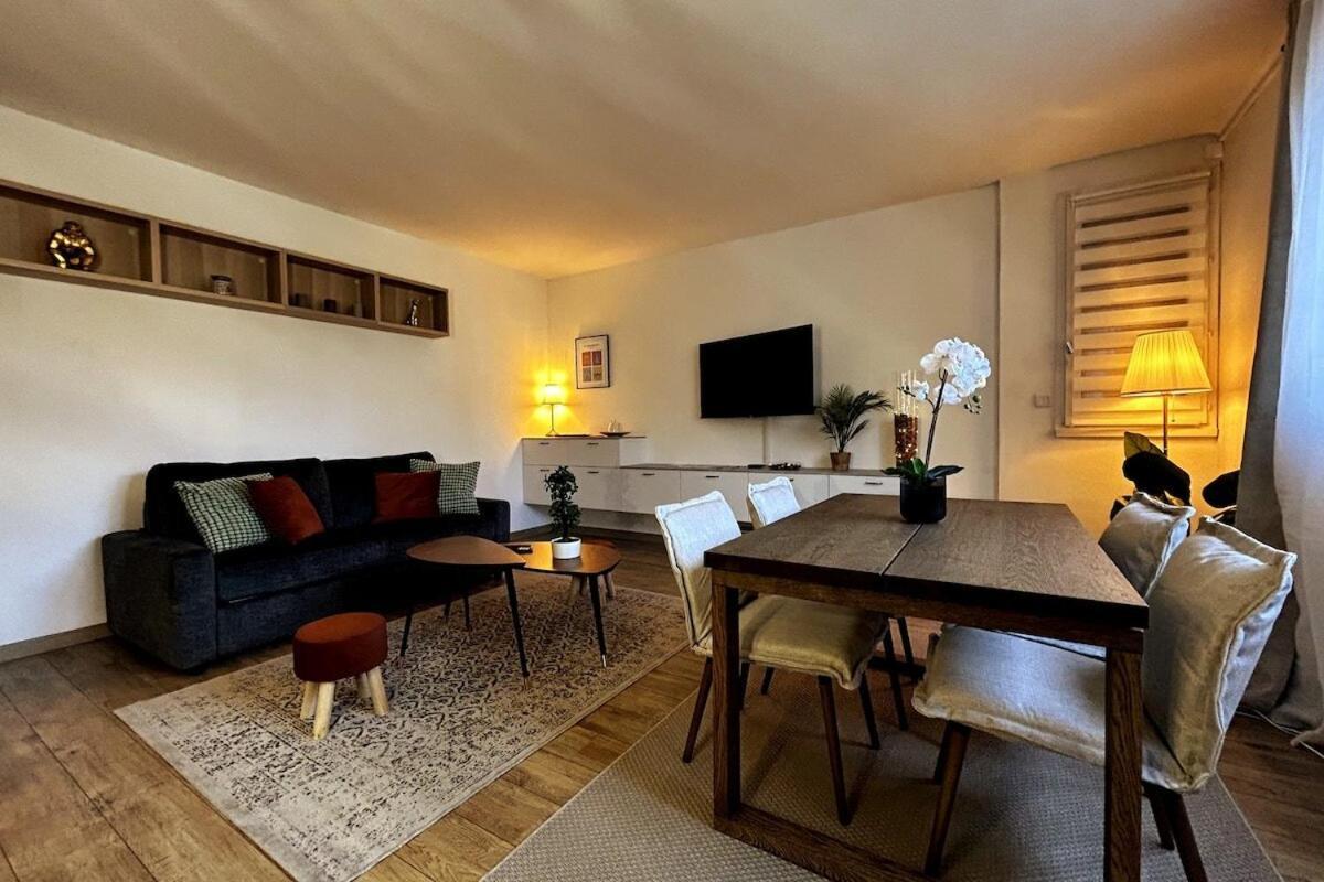 Ferienwohnung Au Coeur De Reims : A Deux Pas De La Cathedrale Exterior foto
